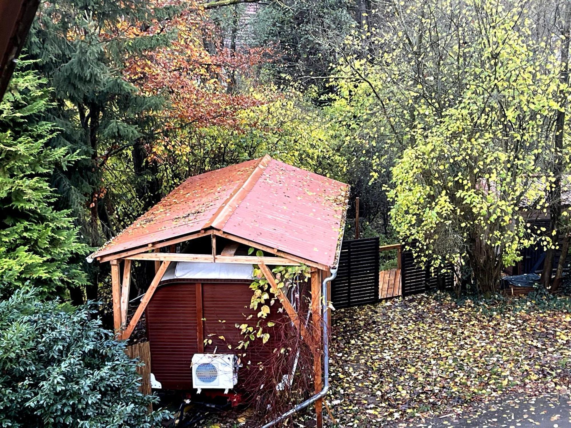 Historischer Zirkuswagen Mit Terrasse Und Blick Ins Gruene Witzenhausen Esterno foto